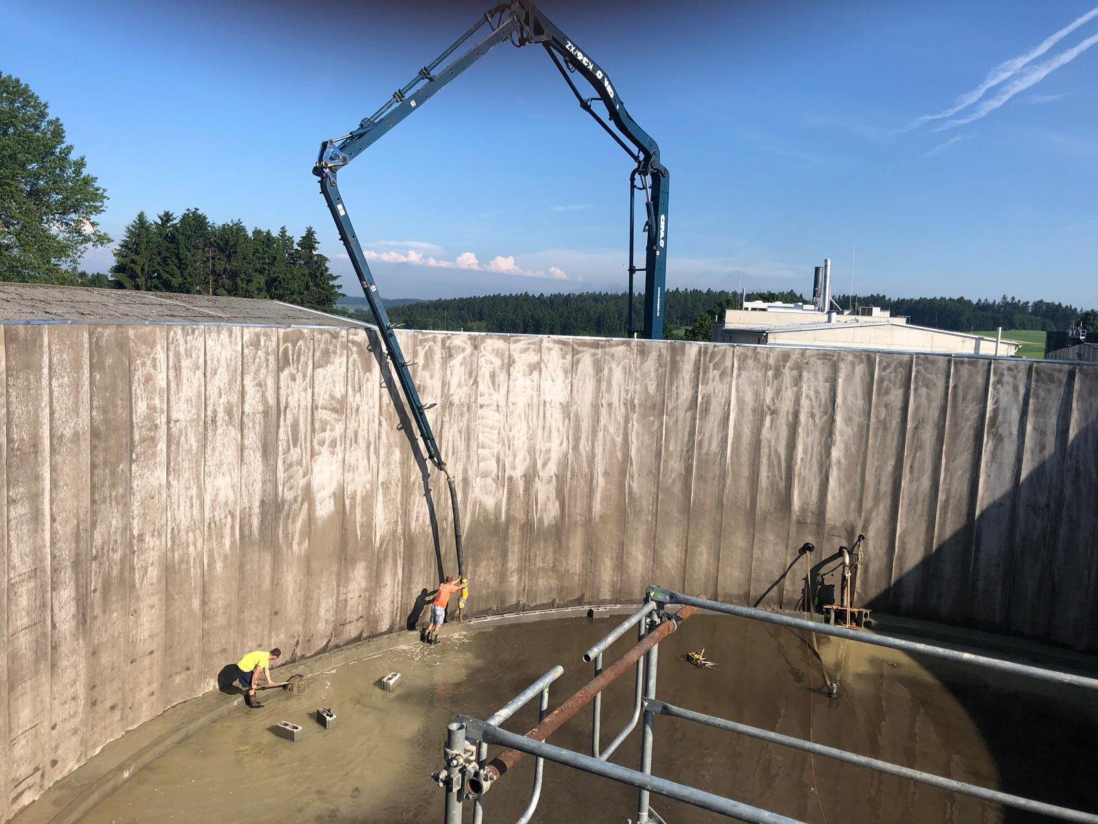 72db5f42-01bd-464d-b9ae-35495f1bc662-compressor(1) slope protection install