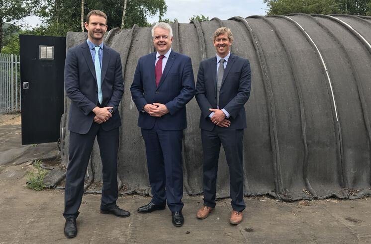 Peter, Carwyn Jones, Will