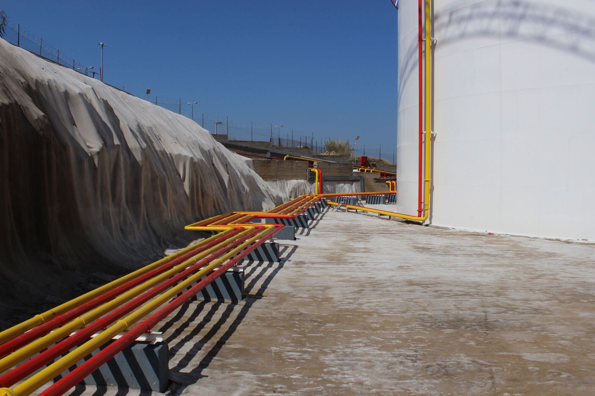 IMG_2643-compressor slope protection installation